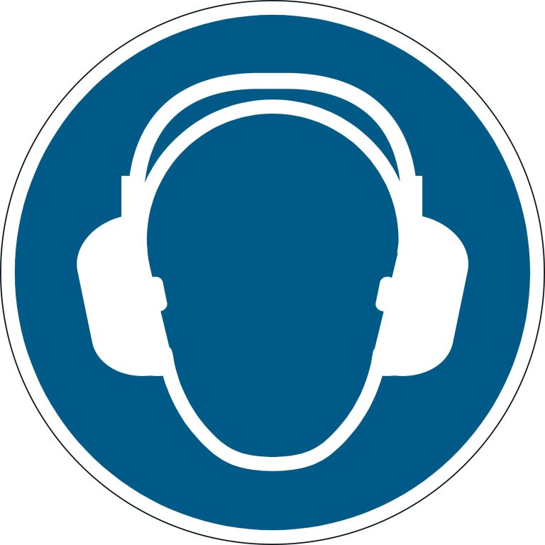 Warning sticker "Use hearing protection"