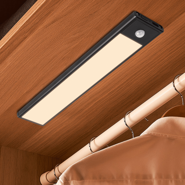 Lichtleiste 20 cm LED-Lampe mit Bewegungssensor – perfekte Garderoben- und Schrankbeleuchtung