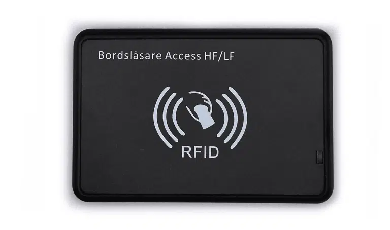 RFID-läsare för EM4200 och MIFARE