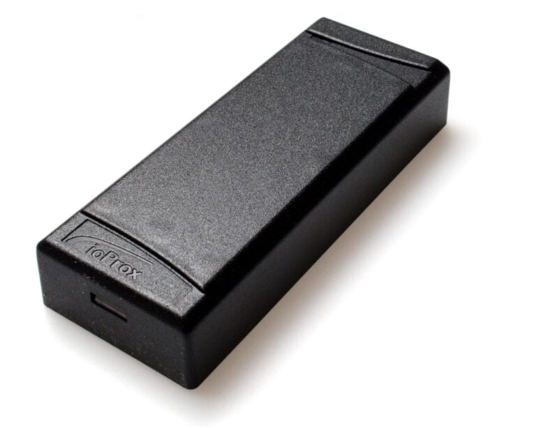 Kantech ioProx -lukija Mullion XSF -muodossa P225XSF